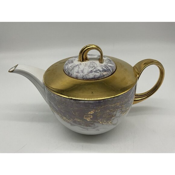 Seltmann Weldon Elegant Teapot with Gold Handle, Spout and Lid Vintage Serveware - Picture 5 of 16